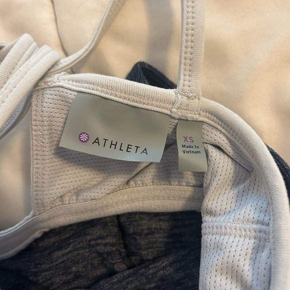 Athleta Bundle Lot - Picture 2 of 3